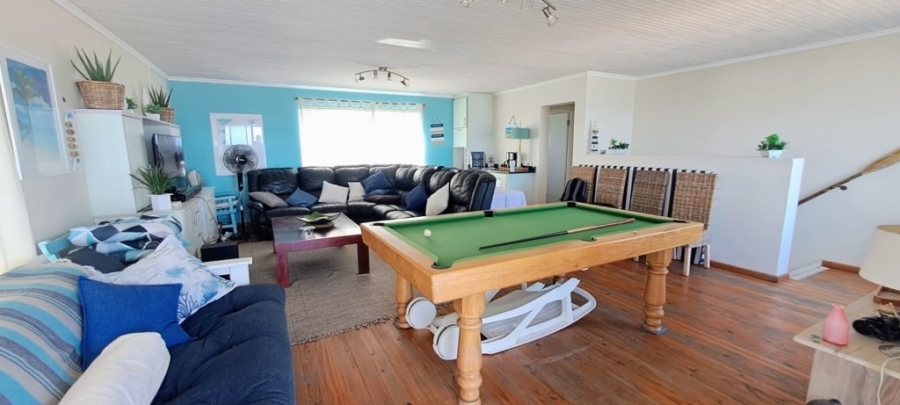 4 Bedroom Property for Sale in Perlemoenbaai Western Cape